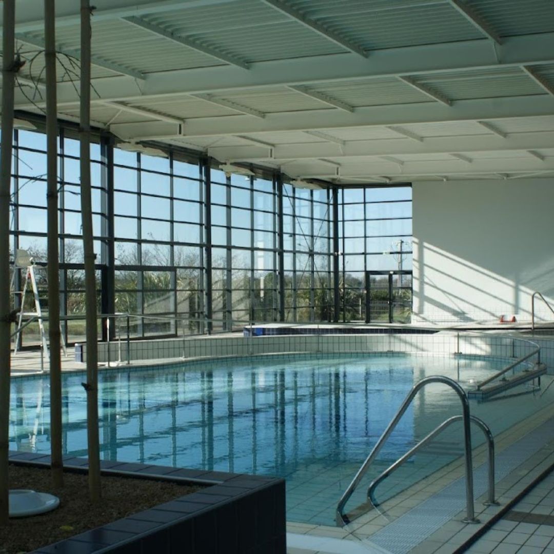 Piscine et Spa Aquagolfe Surzur + balnéo